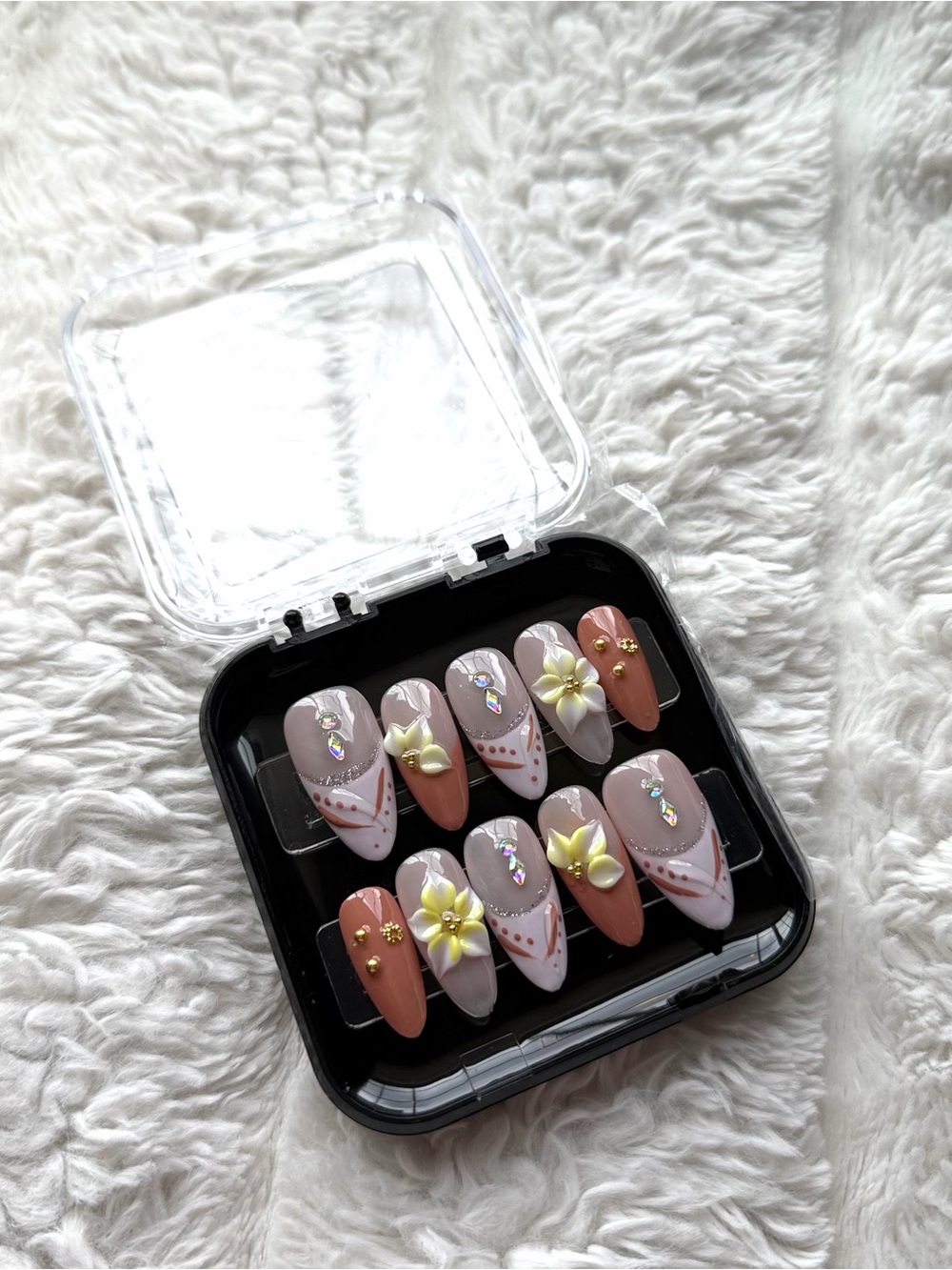 LARGE Handmade Floral Rhinestone Press-On Nails - Nude & Mauve